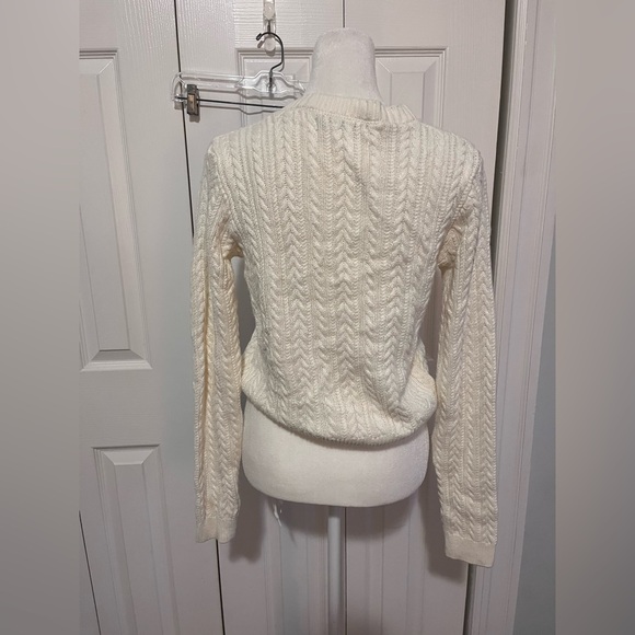 Brandy Melville Cable Knit Cardigan White Small - Picture 4 of 4